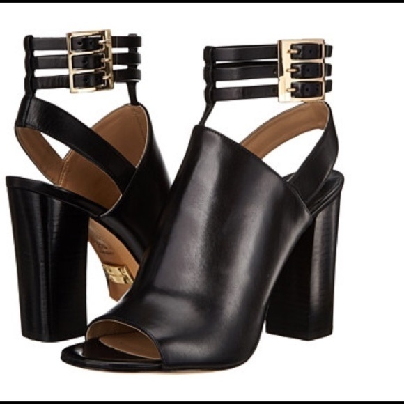 Exclusive Micheal Kors Collection Phaedra Heels - Picture 2 of 3